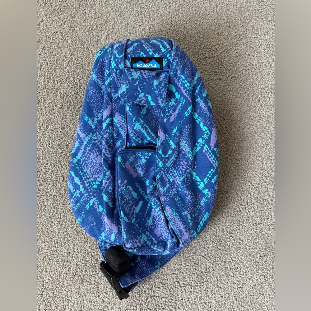 Kavu Teal and Lavender Patterned Rope Sling Bag